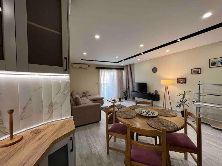 Great Apartament Near Lake & Blloku Area Tiran Dış mekan fotoğraf
